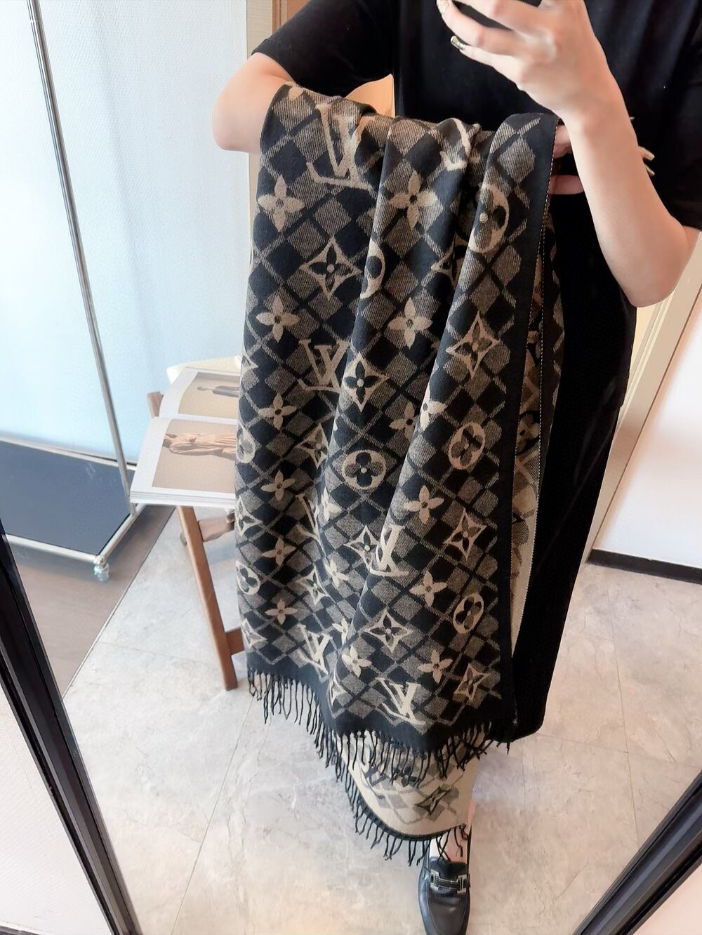 Louis Vuitton Fringed Monogram Scarf — front