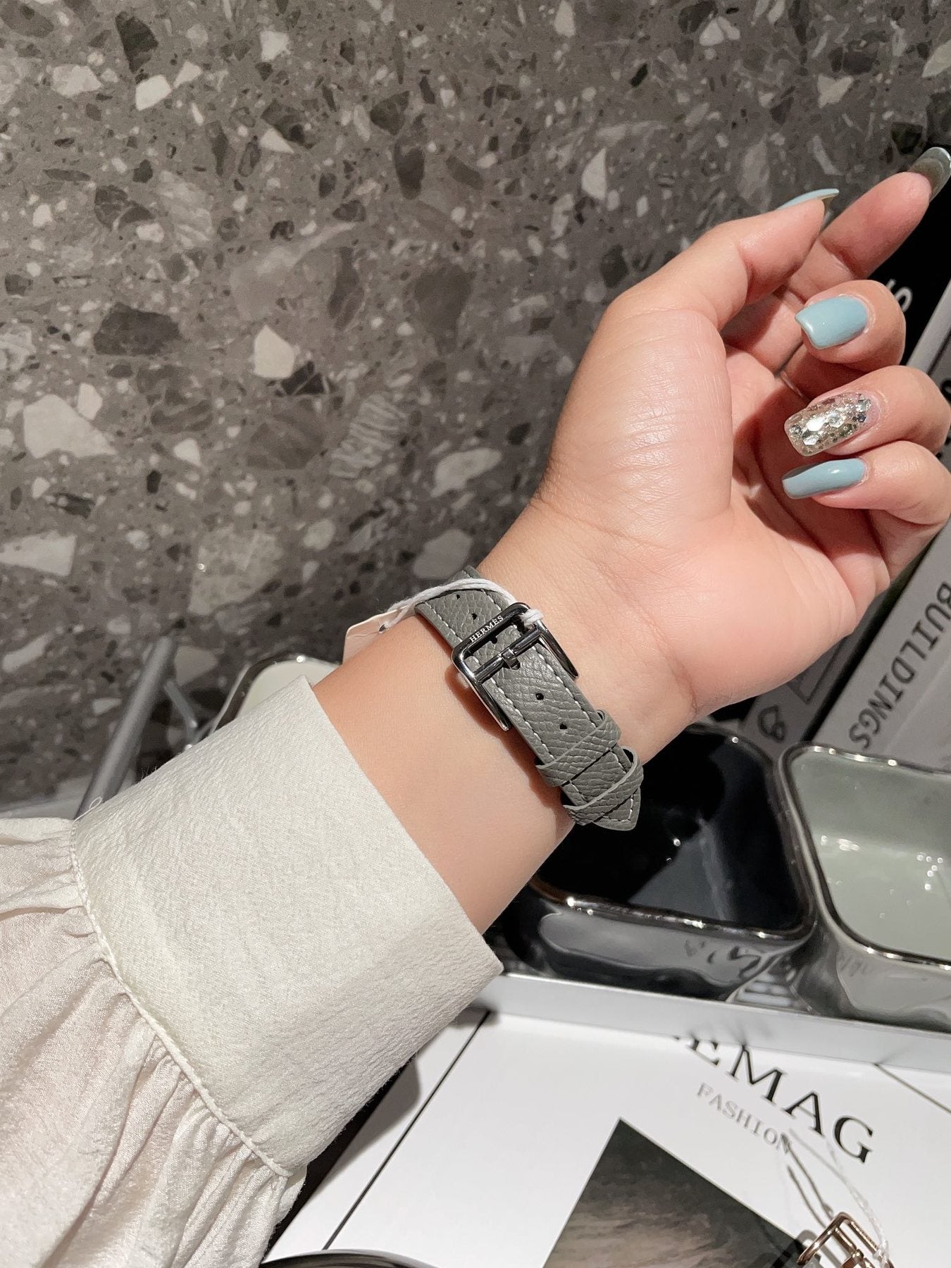 Hermès Silver White Dial Strap Watch — model