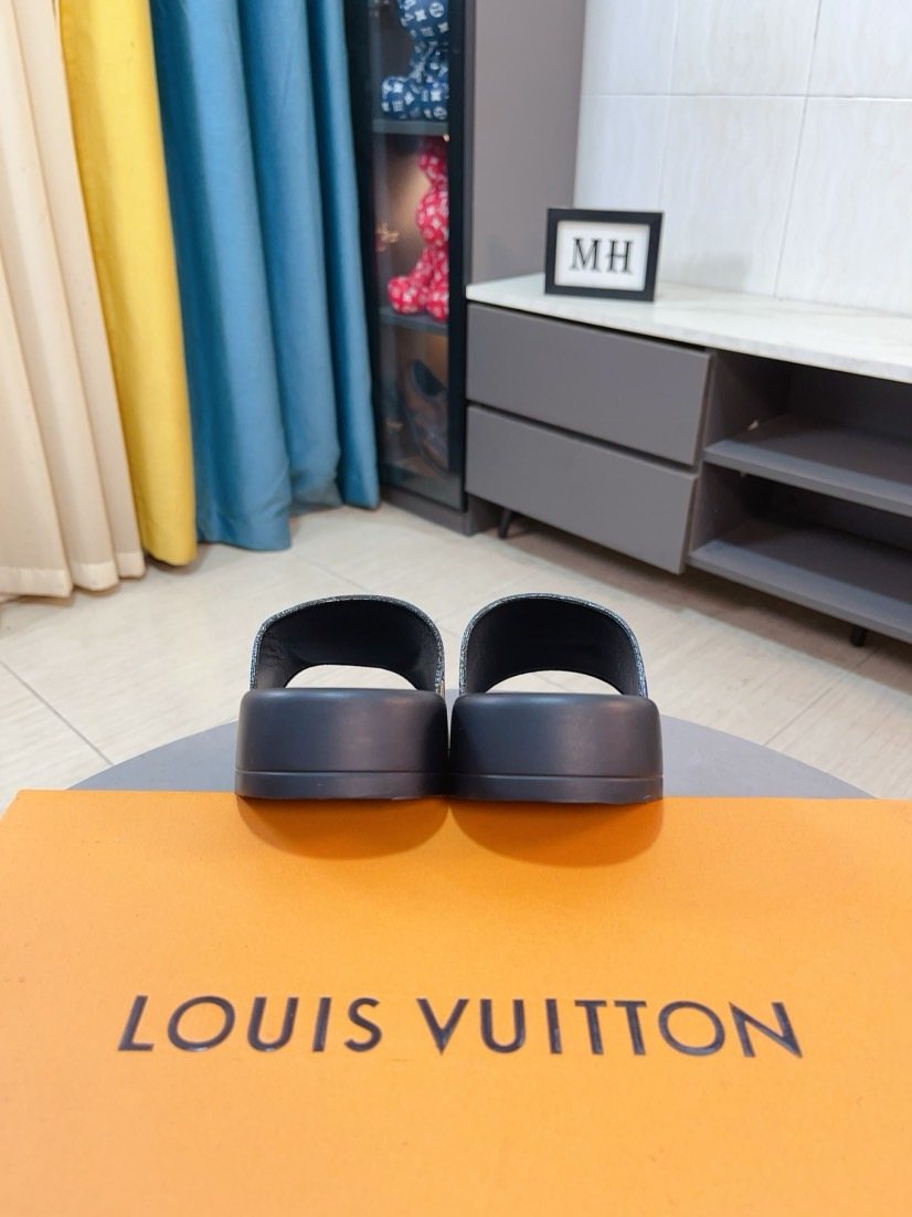 Louis Vuitton Multicolor Graphic Strap Slide Sandals — front