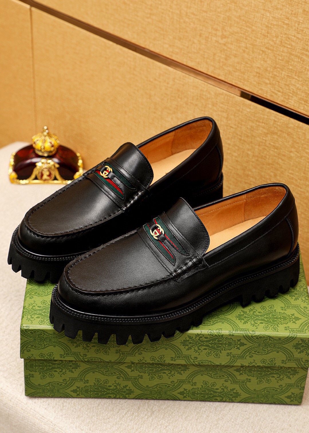 GUCCI Black Web-Accent Loafers — front