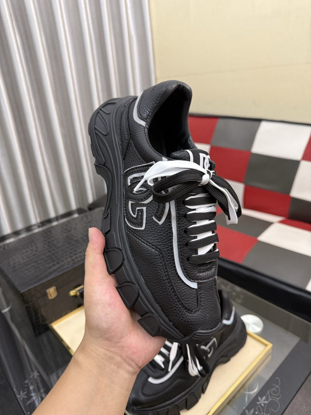 Dolce & Gabbana Black Accent Low-Top Sneakers — model