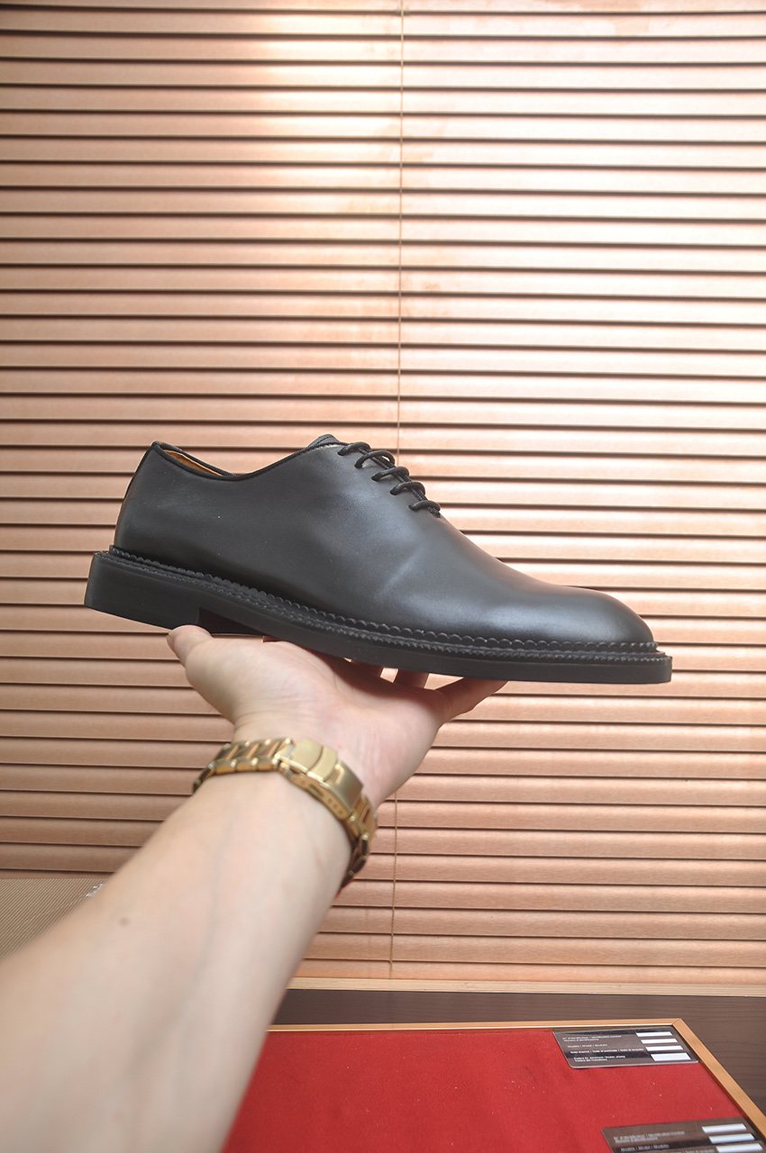 Christian Louboutin Black Red Sole Lace-Up Dress Shoes — model