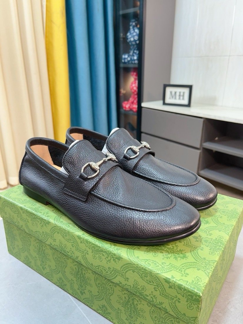 GUCCI Dark Brown Horsebit Loafers — side