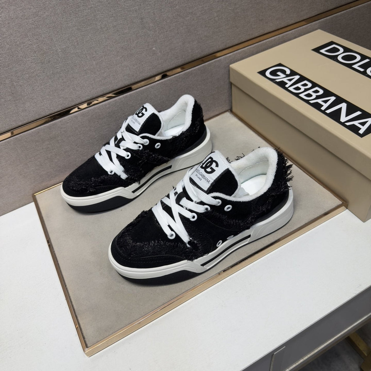 Dolce & Gabbana Black and White Low-Top Sneakers — front