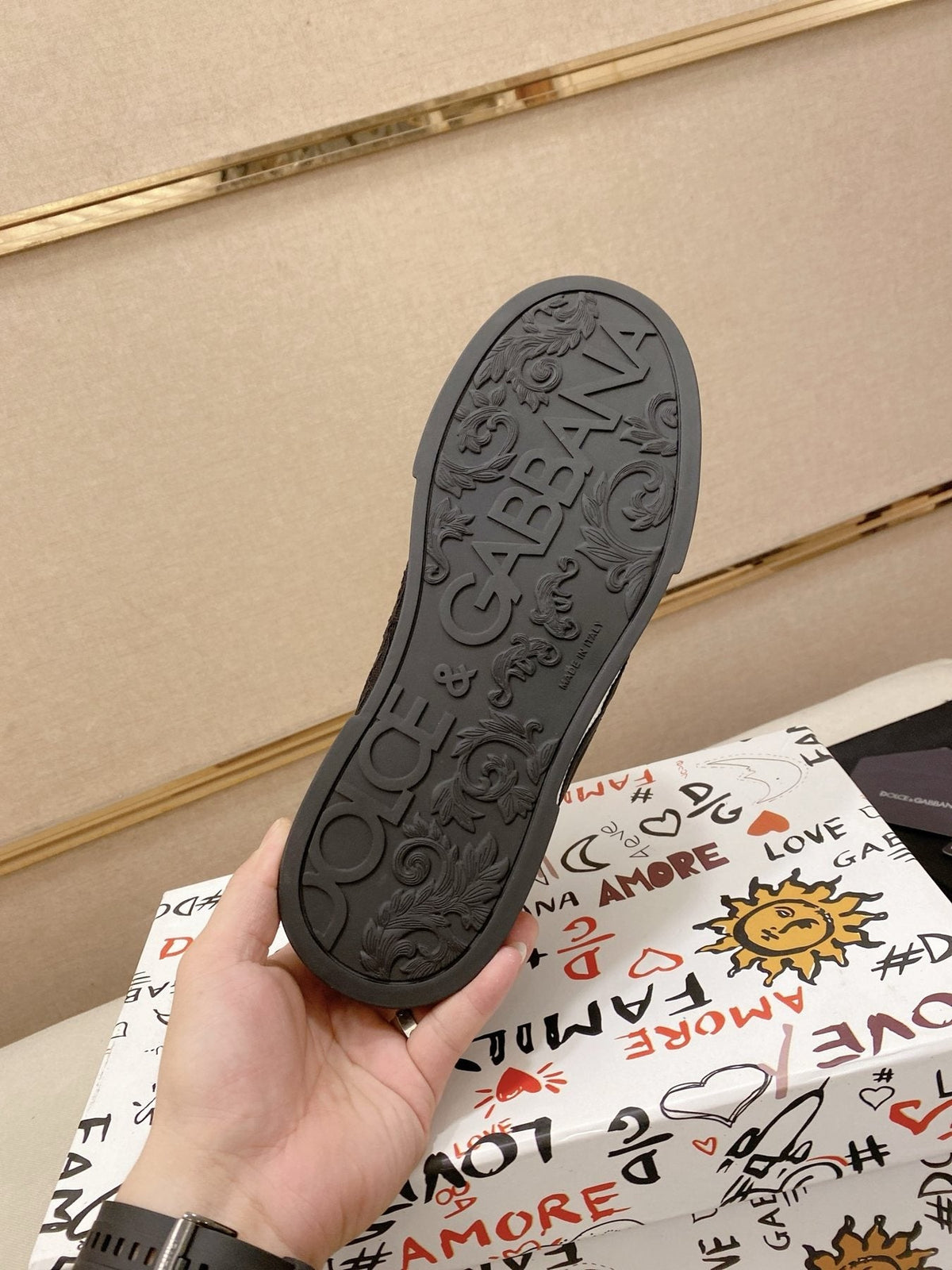 Dolce & Gabbana Black Logo Low-Top Sneakers — detail