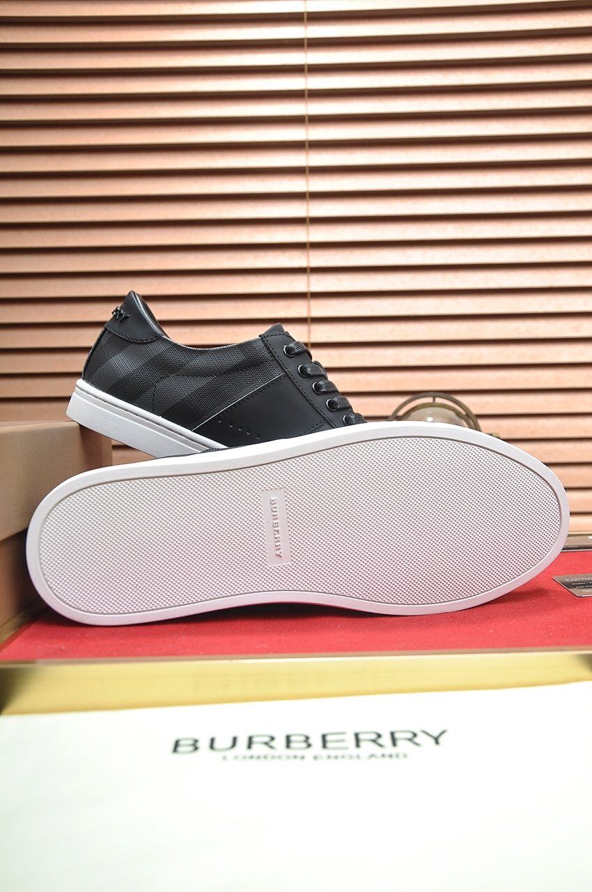 Burberry Black Check Low-Top Sneakers — detail