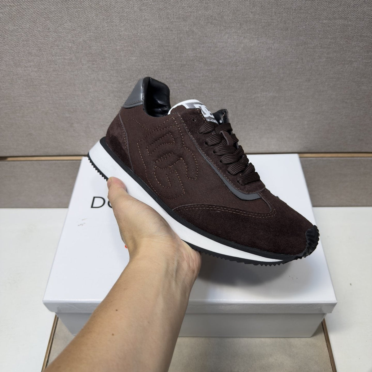 Dolce & Gabbana Dark Brown Low-Top Sneakers — model