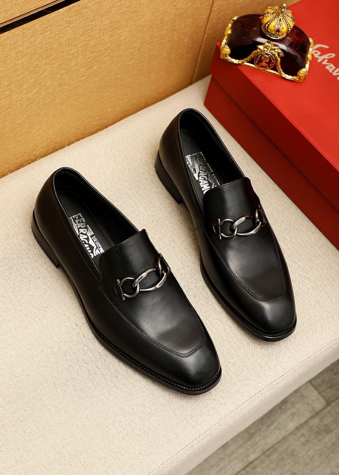 Ferragamo Black Bit Loafers — front