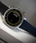 Gucci Silver Black Dial Strap Watch — hero