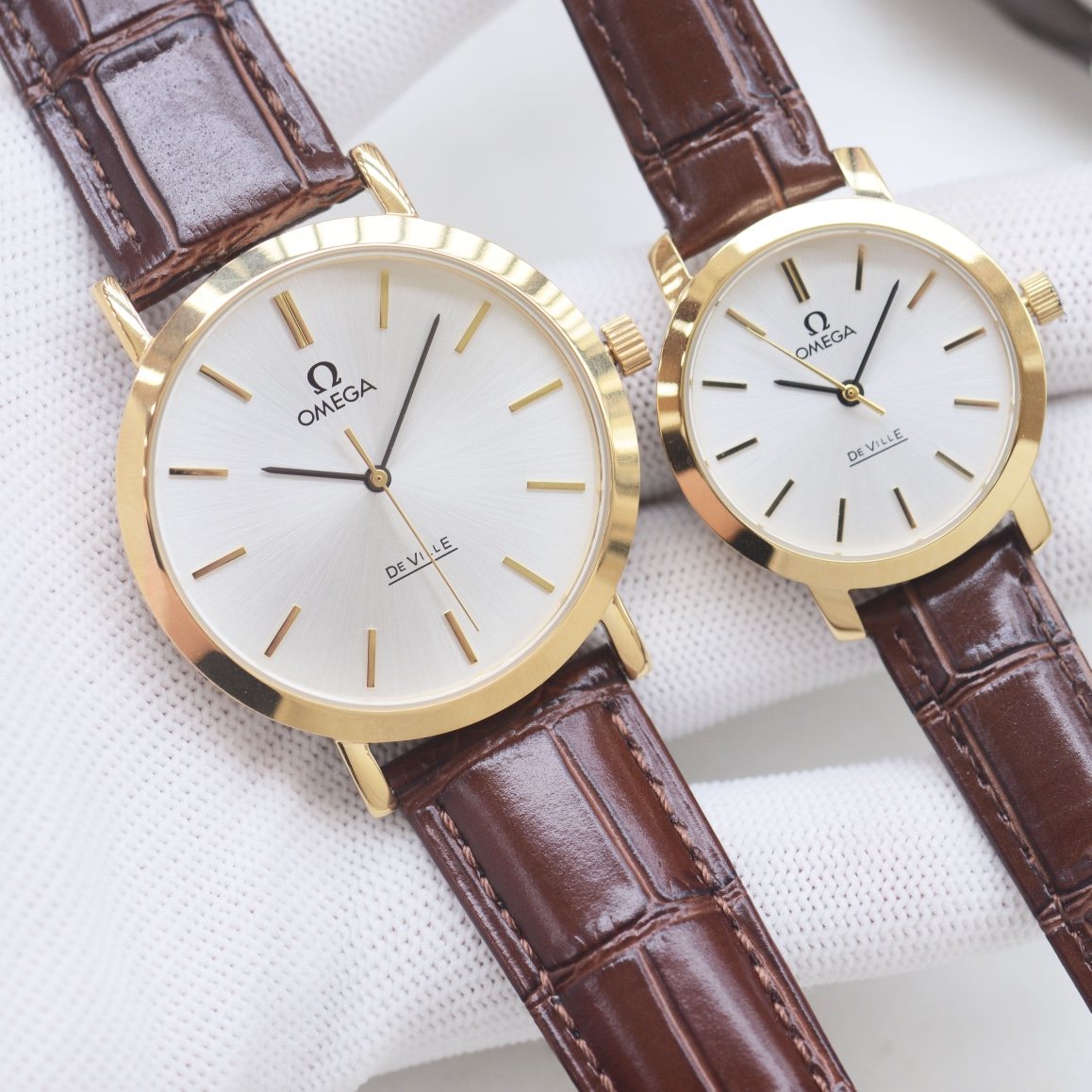 Omega Gold Brown Watch — hero