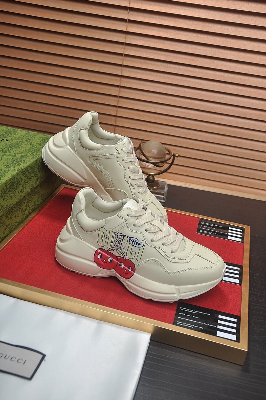 Gucci Off-White Graphic Sneakers — front