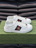 Gucci White Stripe Bee Low-Top Sneakers — hero