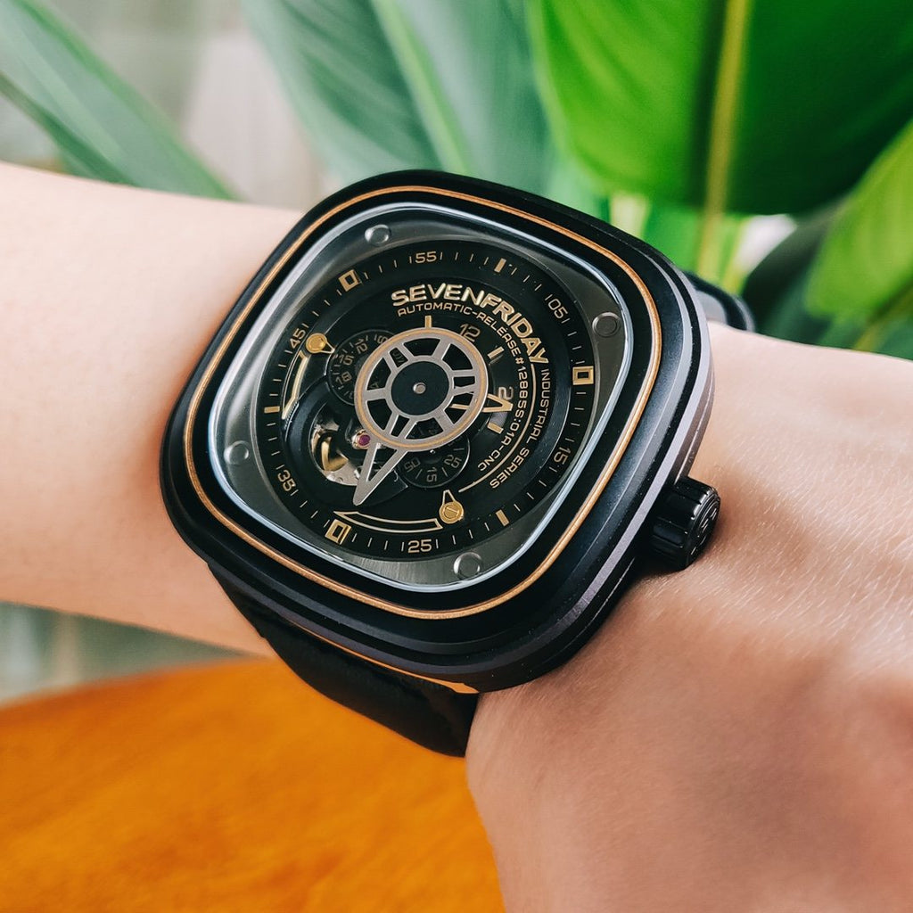 SEVENFRIDAY Black Gold Disc Dial Watch — model