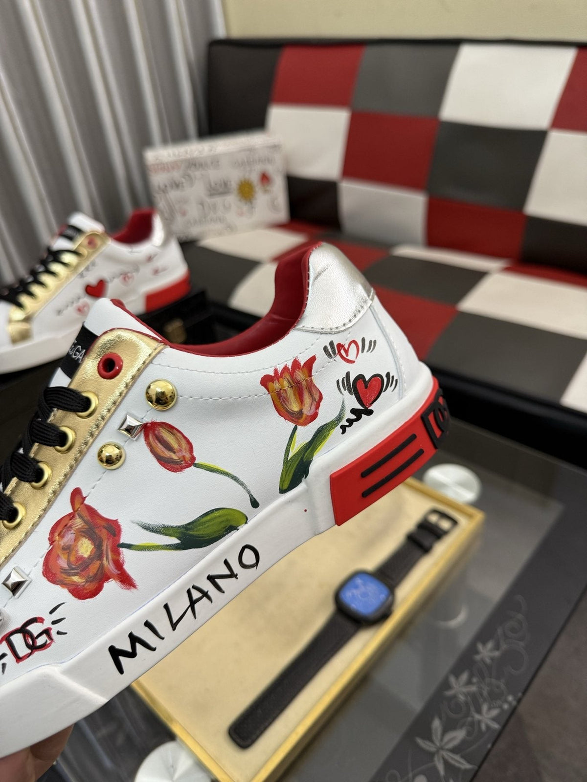 Dolce & Gabbana Floral Print Low-Top Sneakers — detail