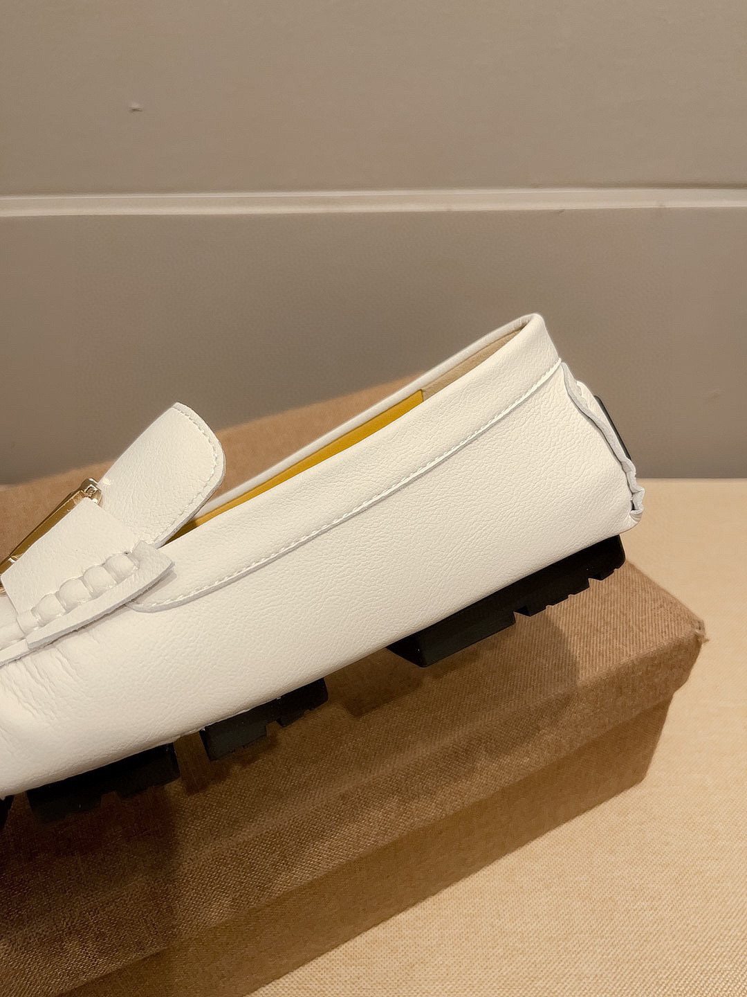 Louis Vuitton Cream White Logo Loafers — detail