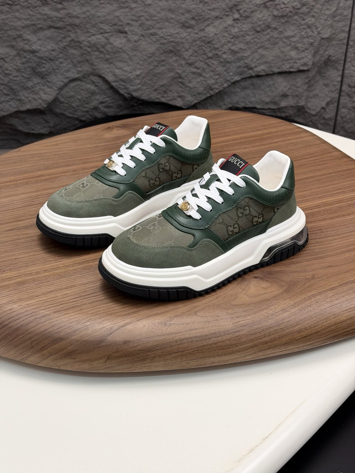 Gucci Paneled Low-Top Sneakers — front