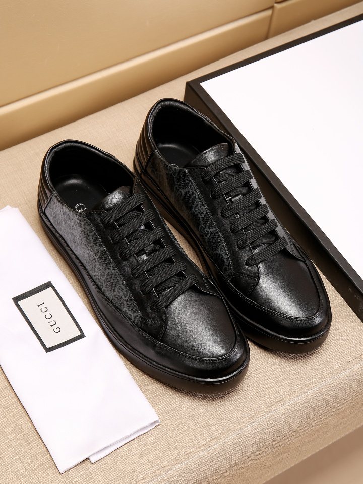 Gucci Monogram Panel Low-Top Sneakers — hero