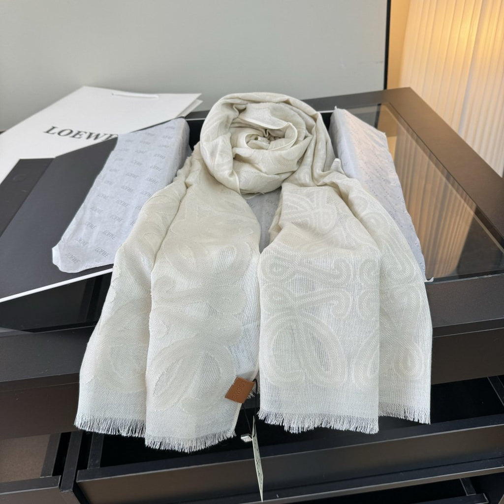 LOEWE Anagram Fringed Scarf — detail