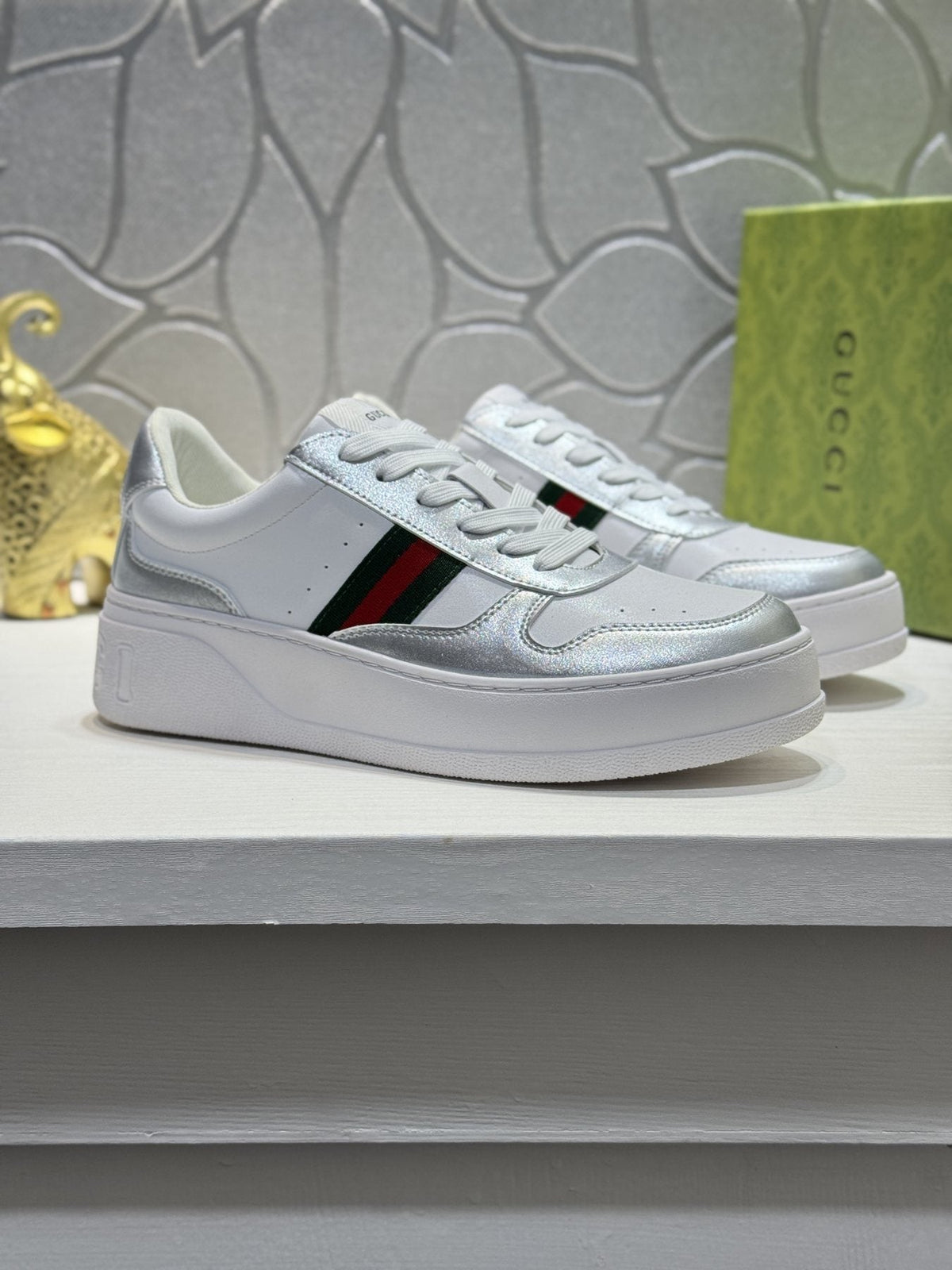 Gucci White Green-Red Stripe Sneakers — front