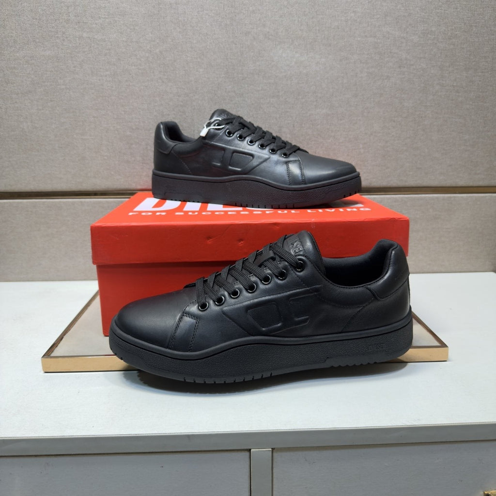 Diesel Men’s Low-Top Lace-Up Sneakers — model