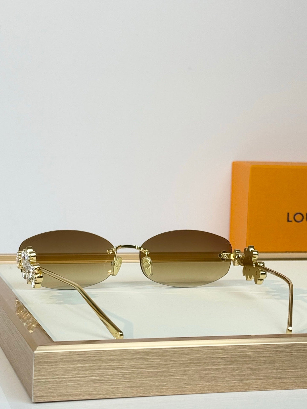 Louis Vuitton Sunglasses – Z3186U