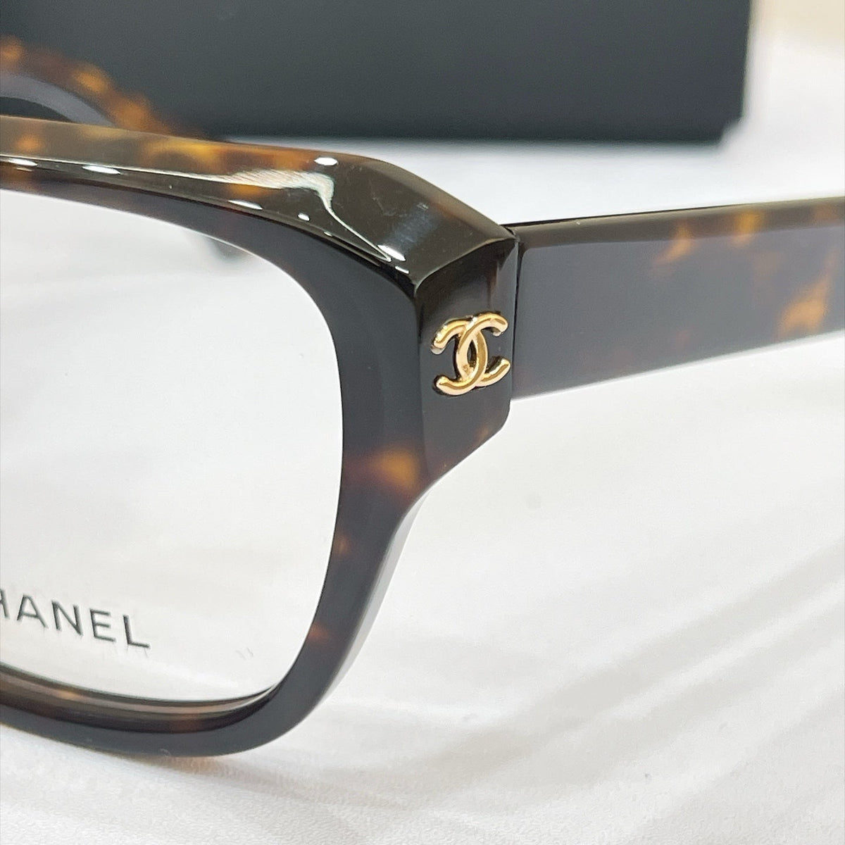 Chanel Sunglasses – 3516-A